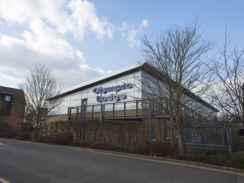 The Olympic Lodge Aylesbury  Exterior photo